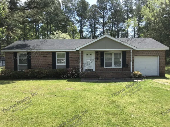 1711 Woodlawn Dr, Scotland Neck, NC 27874