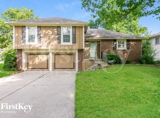 510 Buena Vista Dr, Belton, MO 64012