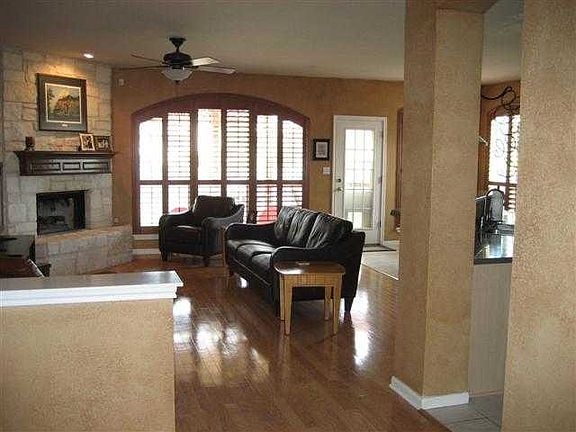 2nd image of 4215 Bent Wood Ct