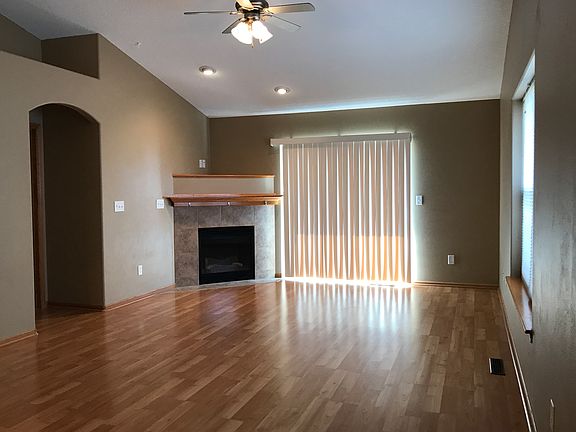 Photo of a similar property.