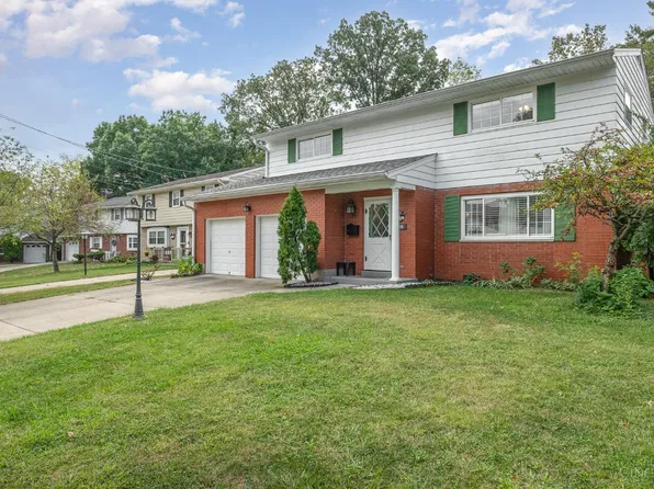 3219 Bellacre Ct, Green Township, OH 45248