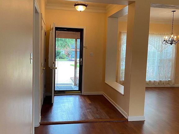 5th image of 5651 Nichols Dr