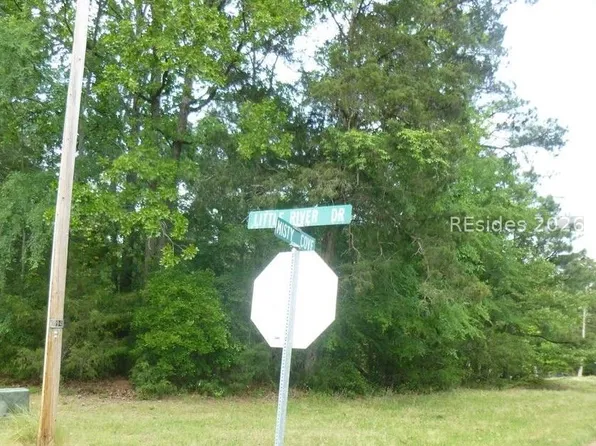 12 Little River Dr, Mc Cormick, SC 29835