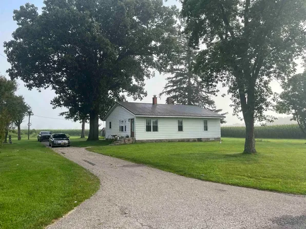 2498 18th Rd, Tippecanoe, IN 46570