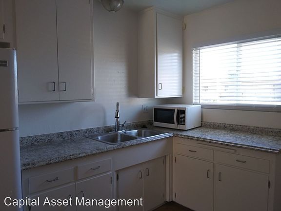4th image of 4323 Mission Bay Dr APT M