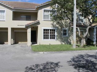 2704 Belmont Ln, Pompano Beach, FL 33068