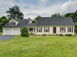 229 E Village Rd, Shelton, CT 06484