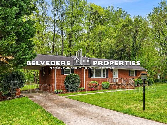 3rd image of 2203 Oak Hill Dr