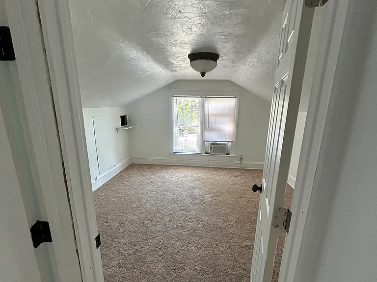 122 S Peninsula Dr — Photo 6