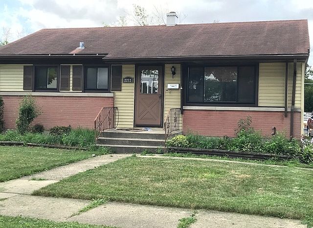 1st image of 2272 Magnolia Ave