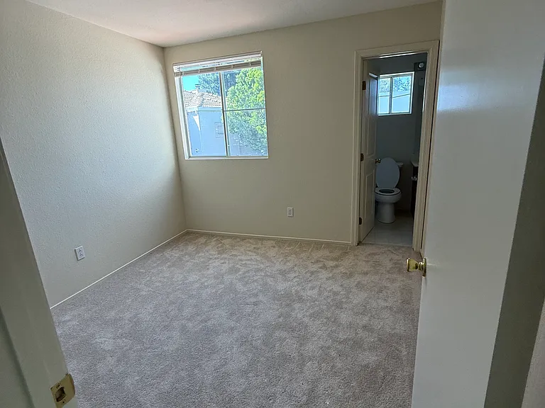 282 Oak Briar Ct — Photo 19