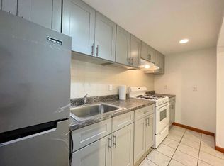 284 Manhattan Ave #4, Jersey City, NJ 07307