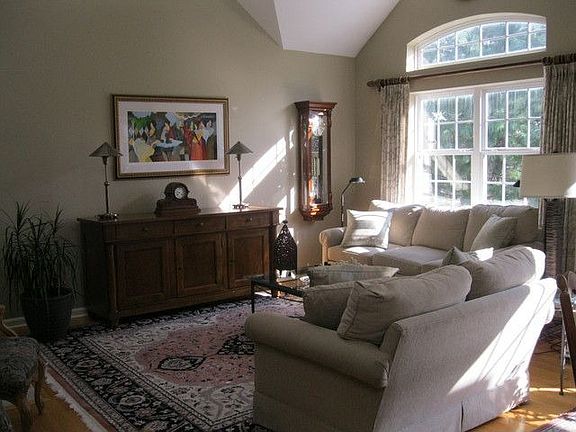 3rd image of 13 Winterberry Ln #13