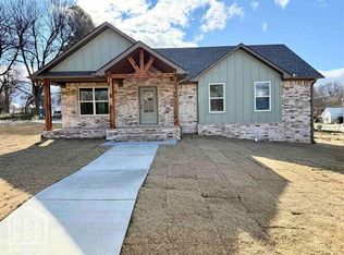 312 W Light St, Paragould, AR 72450