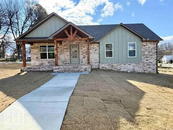 312 W Light St, Paragould, AR 72450