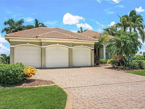 3rd image of 3412 SW 1st Pl
