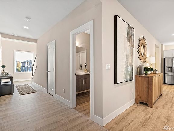 5th image of 12927 83rd Avenue Ct E