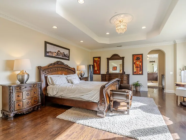 10817 W Stallion Ranch Rd — Photo 35