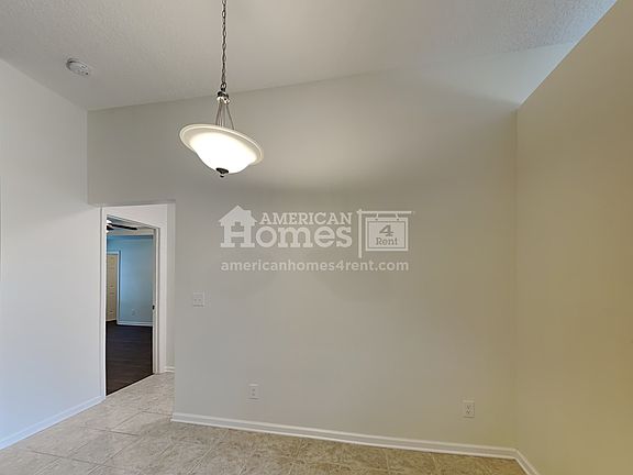5th image of 669 Grand Parke Dr