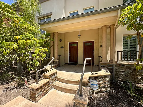 270 E Glenarm St #104 Photo 1