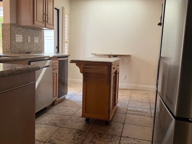 48 Mardi Gras Ct — Photo 10