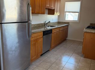16-18 N FRNT STREET, Bergenfield, NJ 07621