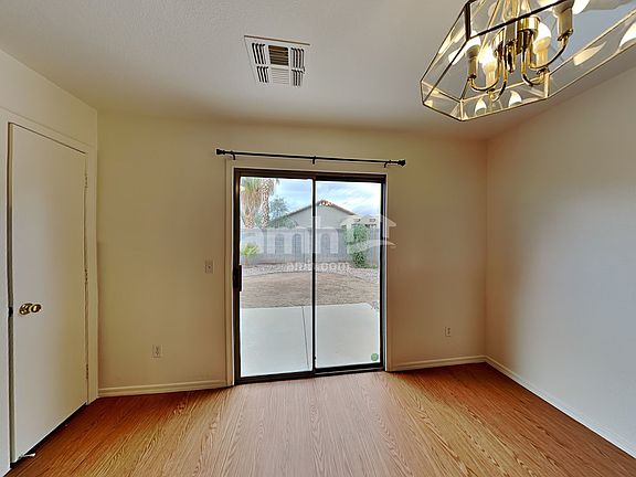 4th image of 11312 E Quintana Ave
