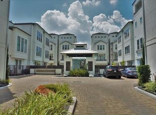 5451 Larkin St, Houston, TX 77007