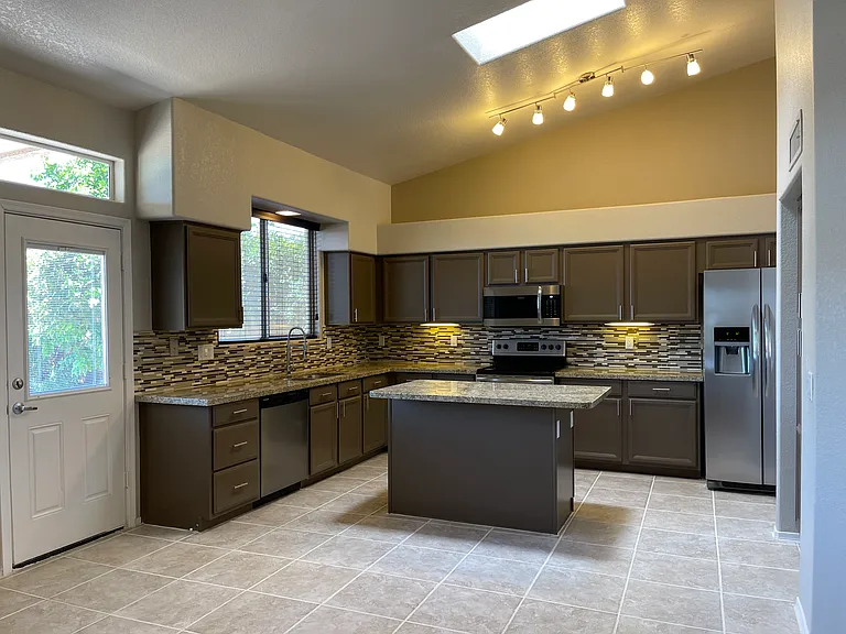 20390 N 54th Ave — Photo 19