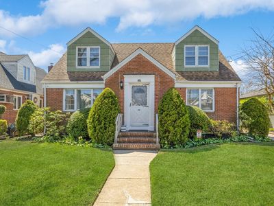 94 Willis Avenue, Floral Park, NY, 11001