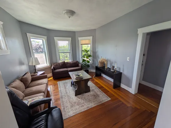 837 Fellsway, Medford, MA