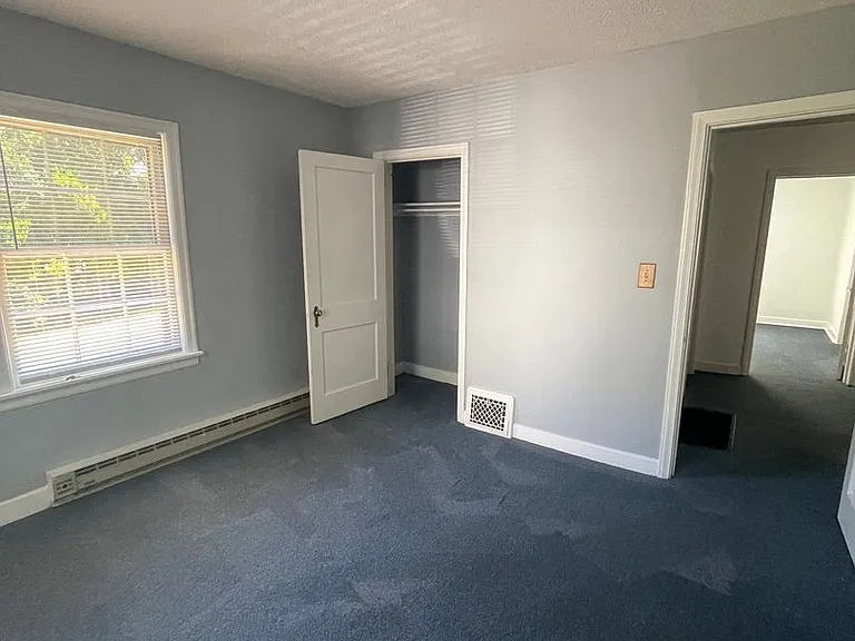 101 Brevard Rd — Photo 14