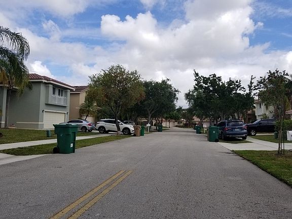 5th image of 124 Vista Luna Dr