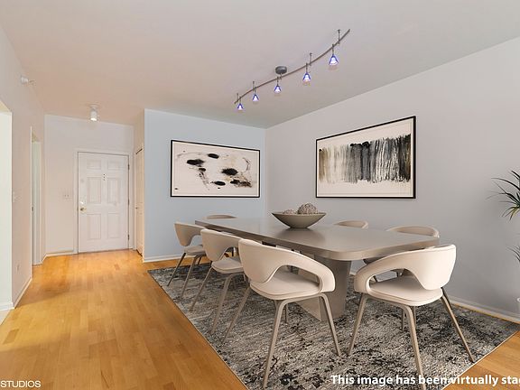 4th image of 940 Augusta Way APT 310