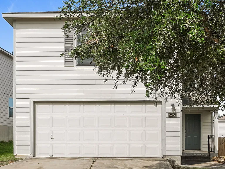 5727 Sandy Cyn — Photo 1