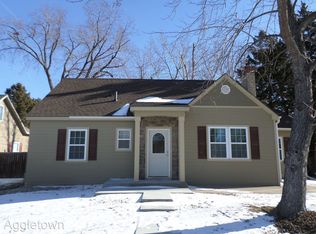 2008 Parkway Dr, Manhattan, KS 66502
