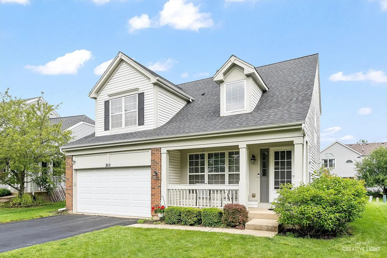 2111 Periwinkle Ln photo 1