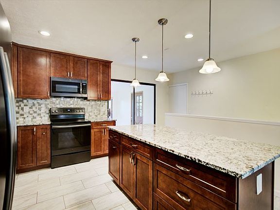 3rd image of 3090 W 133rd Ave