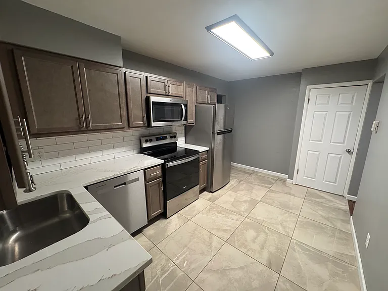 4896 Fuller Dr #4896 — Photo 6