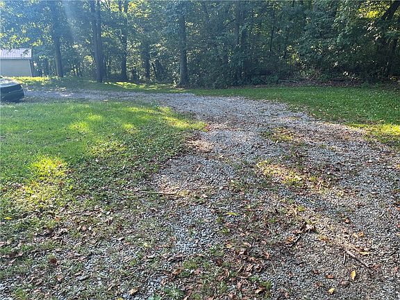 3rd image of 1567 Pulaski Mercer Rd