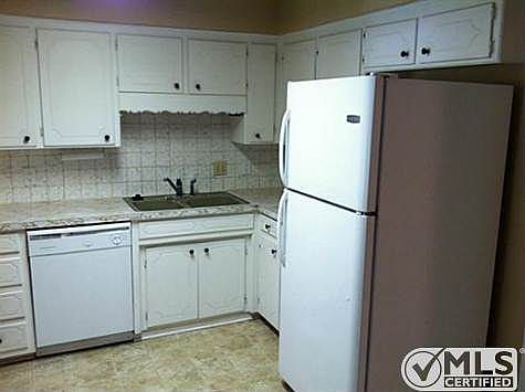 4th image of 6125 Wedgwood Dr