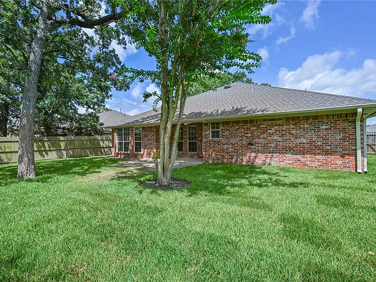 1407 Fincastle Loop — Photo 18