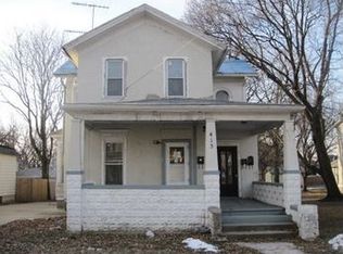 415 North Ave, Aurora, IL 60505