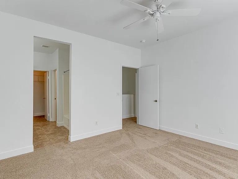 251 S Green Valley Pkwy #5111 — Photo 14