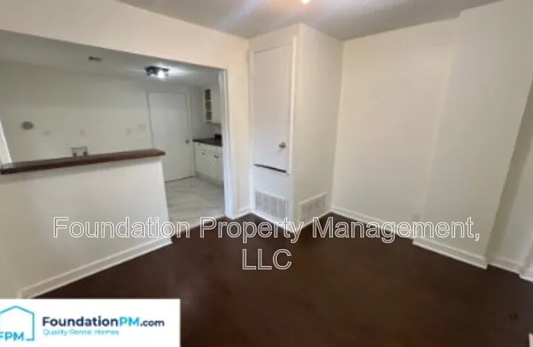 877 N Bingham St — Photo 5