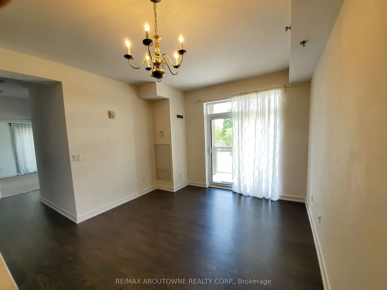 2490 Old Bronte Rd #205 — Photo 6