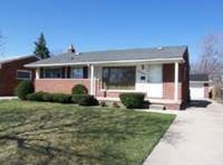 2520 Medford St, Trenton, MI 48183