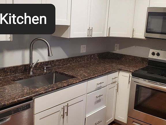 3rd image of 25307 Shiawassee Cir APT 101