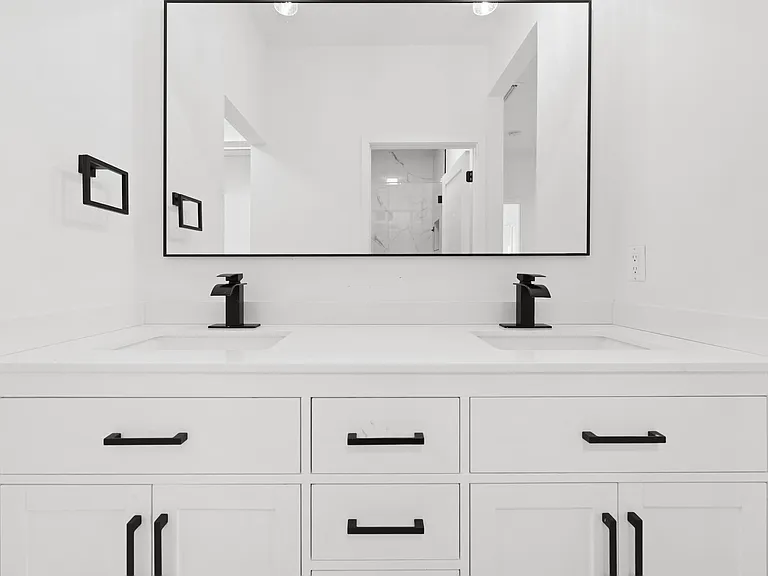 1209 Olympic Cir — Photo 44