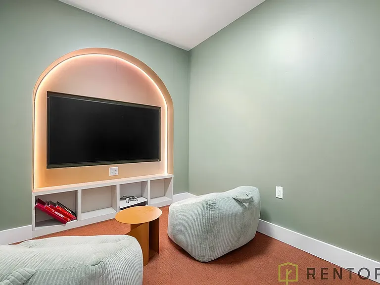 622 11th Ave #1108N — Photo 54